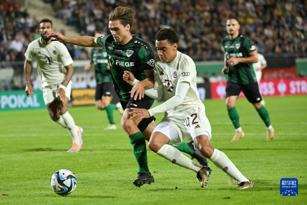 英超半场：米伦科维奇乌龙巴里破门，埃弗顿2-0诺丁汉森林