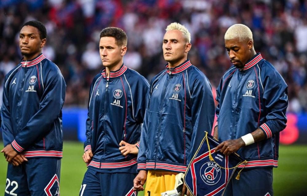 尴尬了！黄蜂关键时刻dnp鲍尔后打出26-8并赢下比赛（黄蜂关键时刻雪藏鲍尔，轰出26-8高潮并赢下比赛）