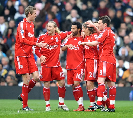 半场战报：三镇0-2山东，泽卡建功，刘洋破门（上半场结束：山东2-0领先三镇，泽卡、刘洋先后破门）