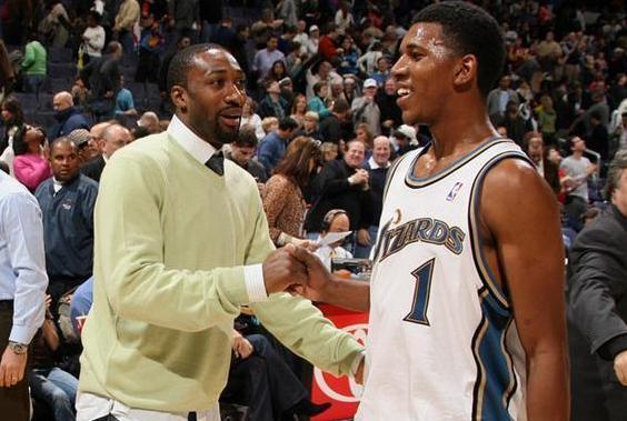 斯蒂尔：俱乐部将在周一上午面临一项重大抉择——是否让萨拉赫随队出征意大利（斯蒂尔：周一上午俱乐部将作出关键决定——萨拉赫是否随队赴意）