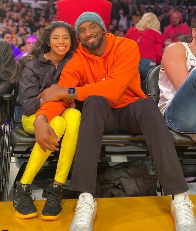 加图索：我要向球迷道歉；上半场很不错，下半场我们变得胆怯（加图索向球迷致歉：上半场表现不俗，下半场我们踢得畏手畏脚）